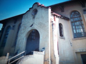 A Spanish Style Church! 100_0538